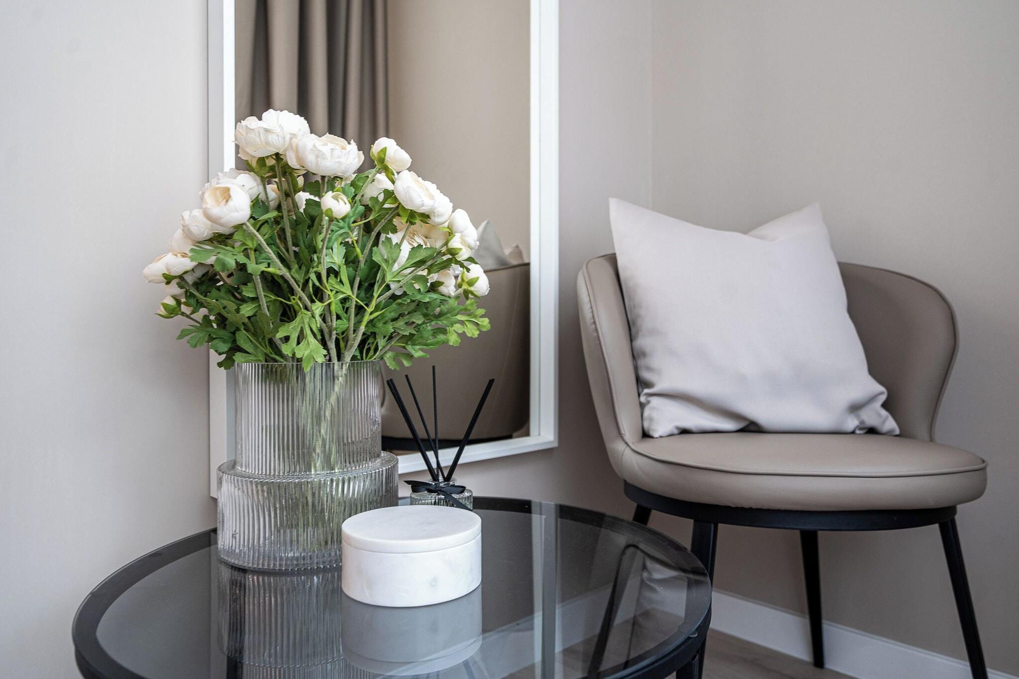 expedia_group-9633252-3732ed-349648 Karoly Boutique Suites, Best Location By Bqa