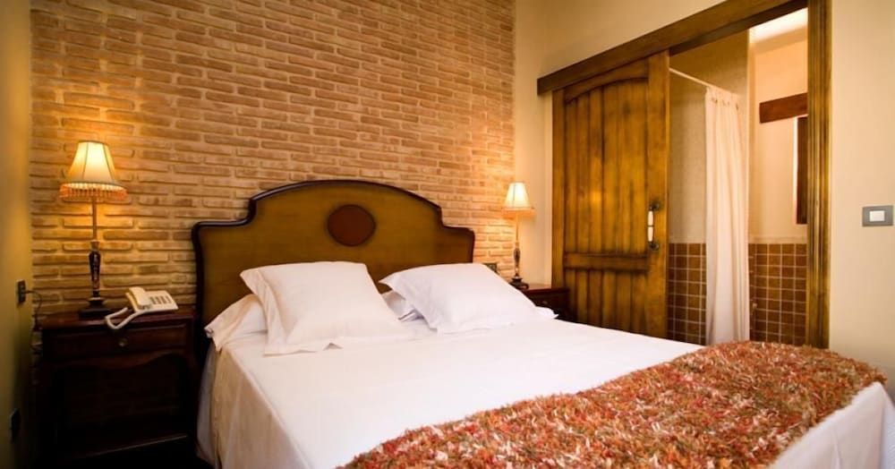 Posada Los Condestables Hotel & Spa
