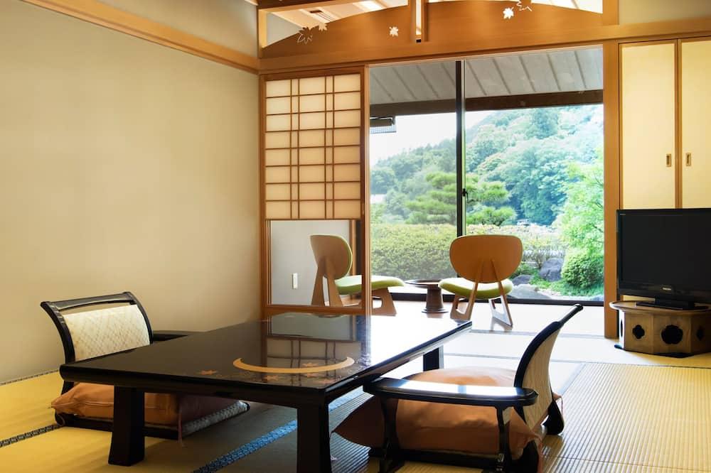 expedia_group-415629-166807217-798431 Ryotei Rangetsu