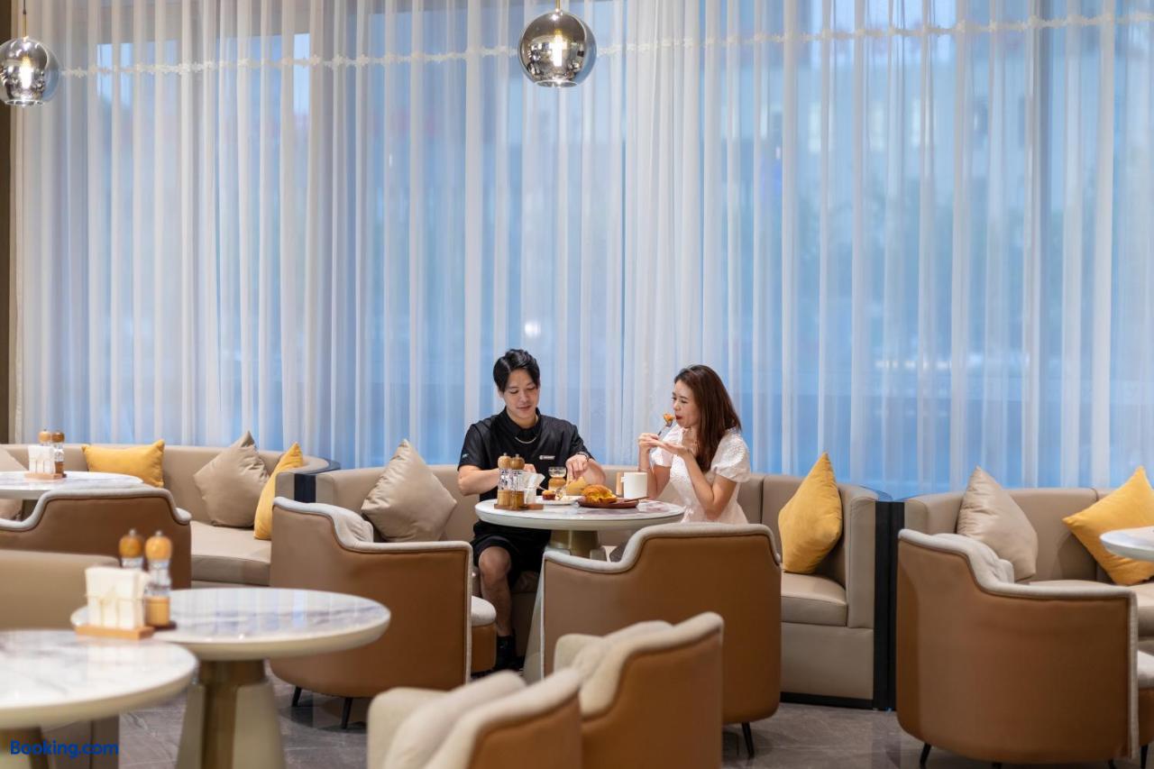 booking-1071780230-599544201-823250 Poltton International Apartments Jiangmen Pengjiang Administrative Service Center