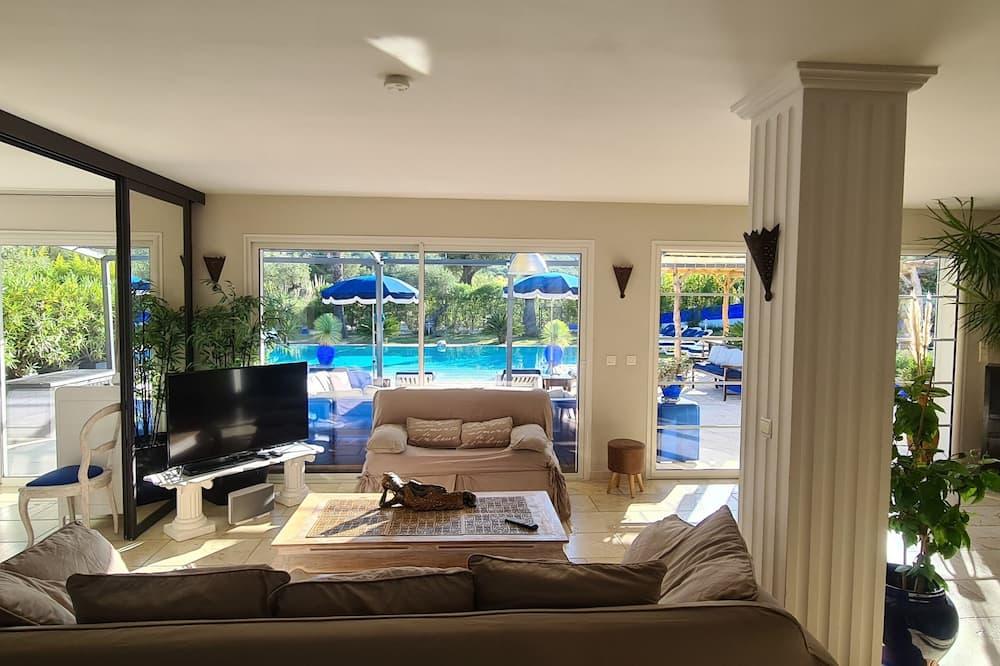 Superb luxury villa rental with heated pool Provence-Alpes-Côte d'Azur - Le Castellet visuel 1/5 Superb luxury villa rental with heated pool Provence-Alpes-Côte d'Azur - Le Castellet visuel 1/5