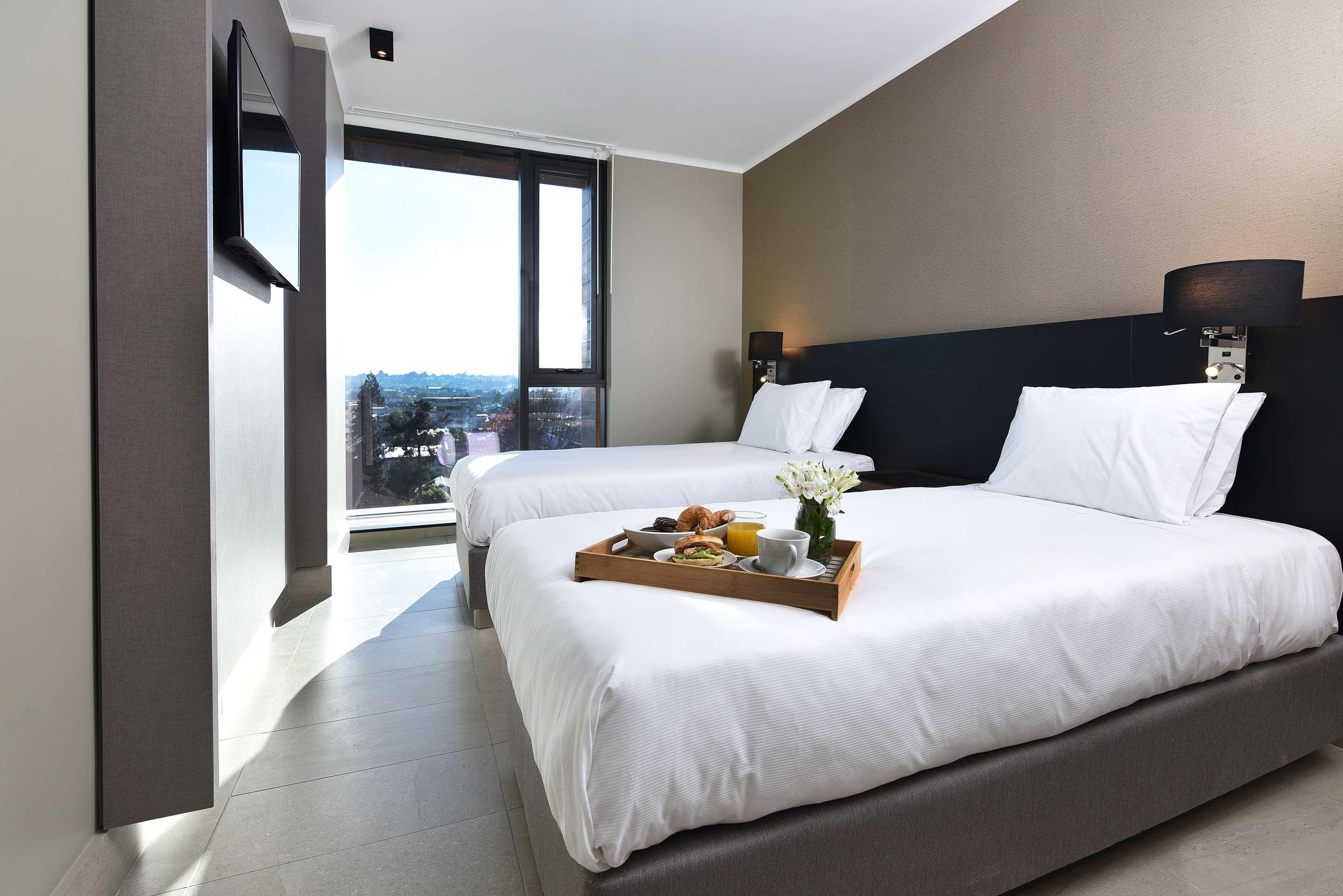 ice-127256-66670779_3XL-035599 Best Western Ferrat