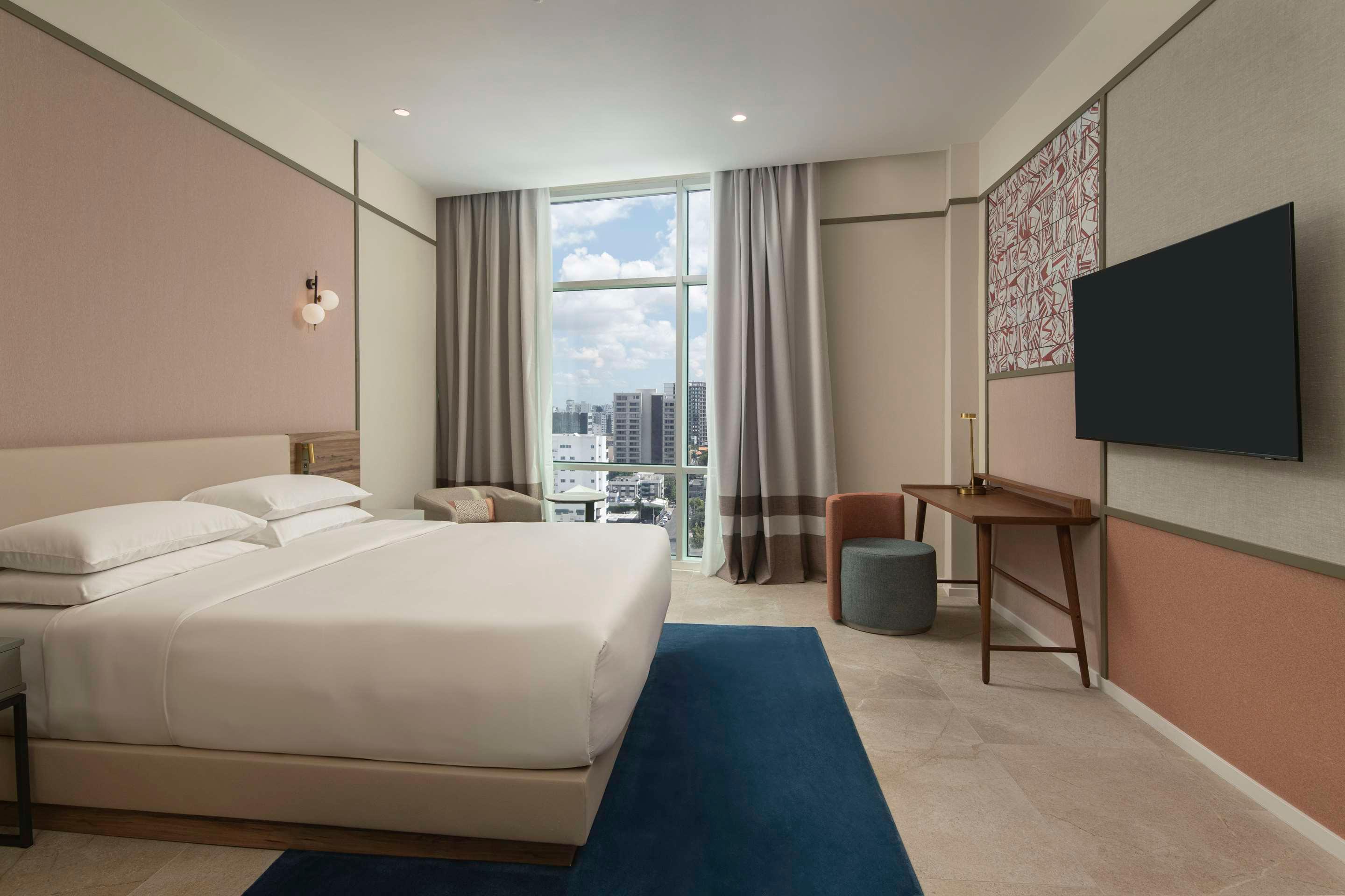 ice-1071926294-24ed65-136566 Hyatt Centric Santo Domingo