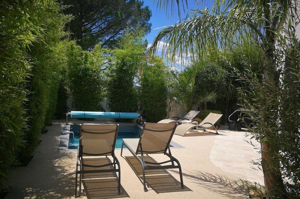 Beautiful Contemporary Villa Close To Azure And Lake Provence-Alpes-Côte d'Azur - Les Arcs sur Argens visuel 2/5 Beautiful Contemporary Villa Close To Azure And Lake Provence-Alpes-Côte d'Azur - Les Arcs sur Argens visuel 2/5