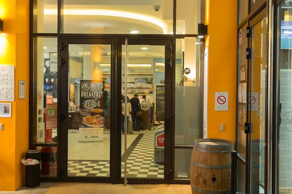 St Christopher's Budget Hotel Paris 3