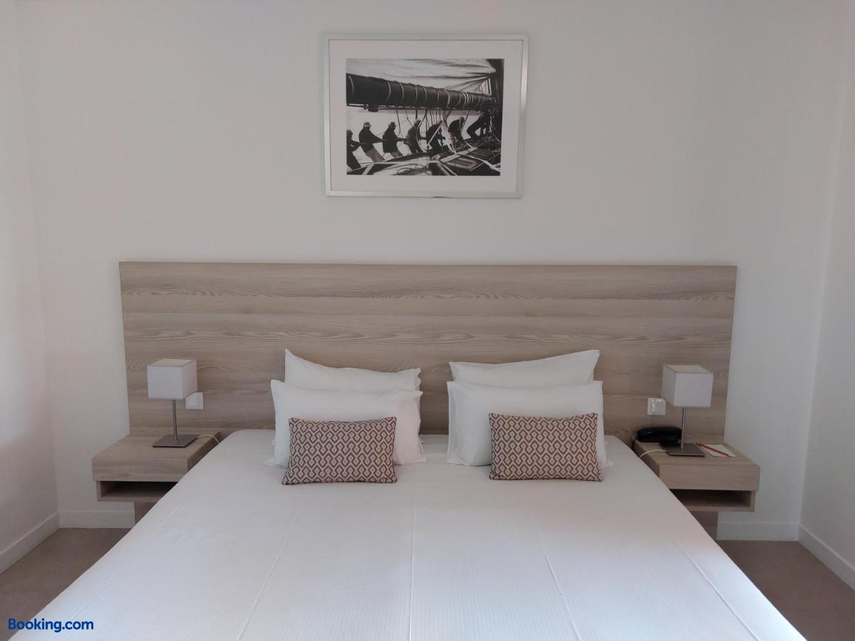 booking-2146285-357072903-061119 Hotel les Bouis