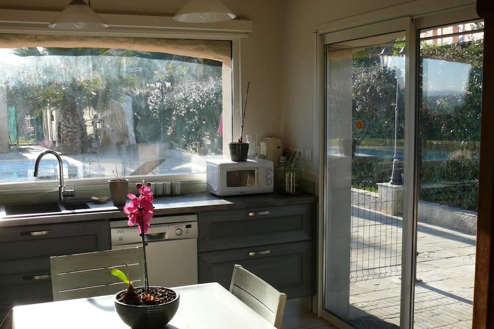 Between Sea And Countryside Air-Conditioned Villa 6 Pers Heated Swimming Pool And Spa Provence-Alpes-Côte d'Azur - Les Arcs sur Argens visuel 3/5 Between Sea And Countryside Air-Conditioned Villa 6 Pers Heated Swimming Pool And Spa Provence-Alpes-Côte d'Azur - Les Arcs sur Argens visuel 3/5