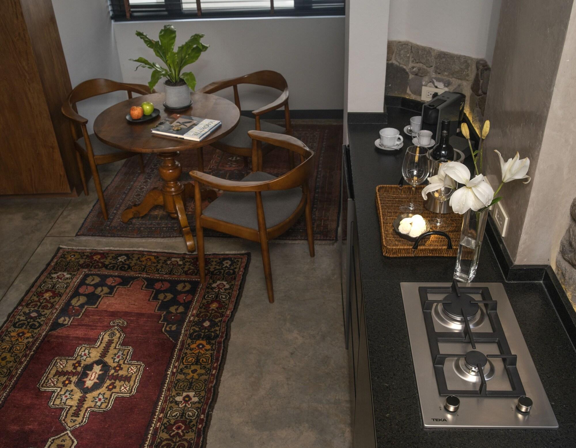 Casa No Name Small Luxury Hotel