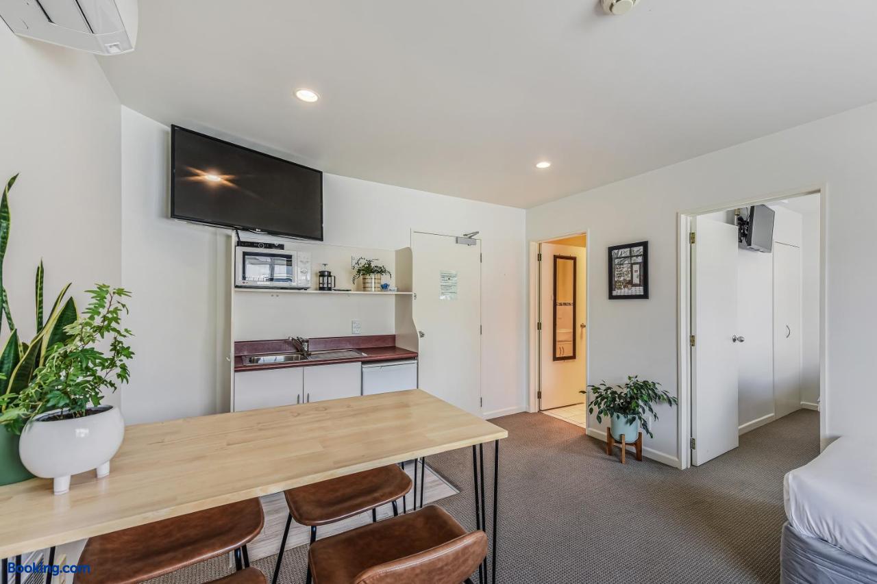 booking-301816-659449108-136292 Boutique Motel