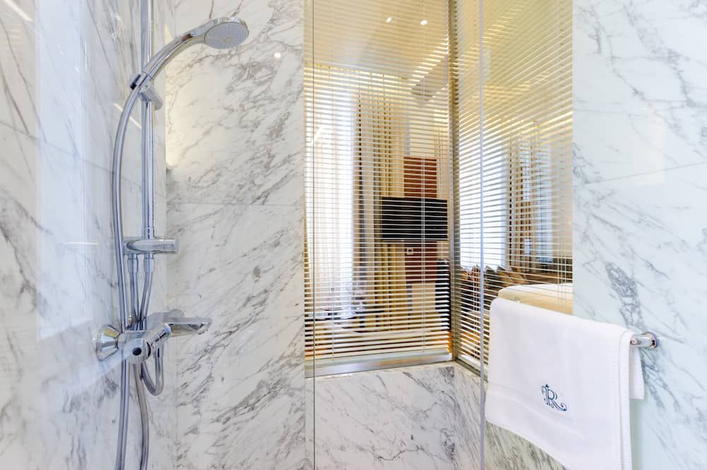 Ravouna 1906 Bosphorus Istanbul