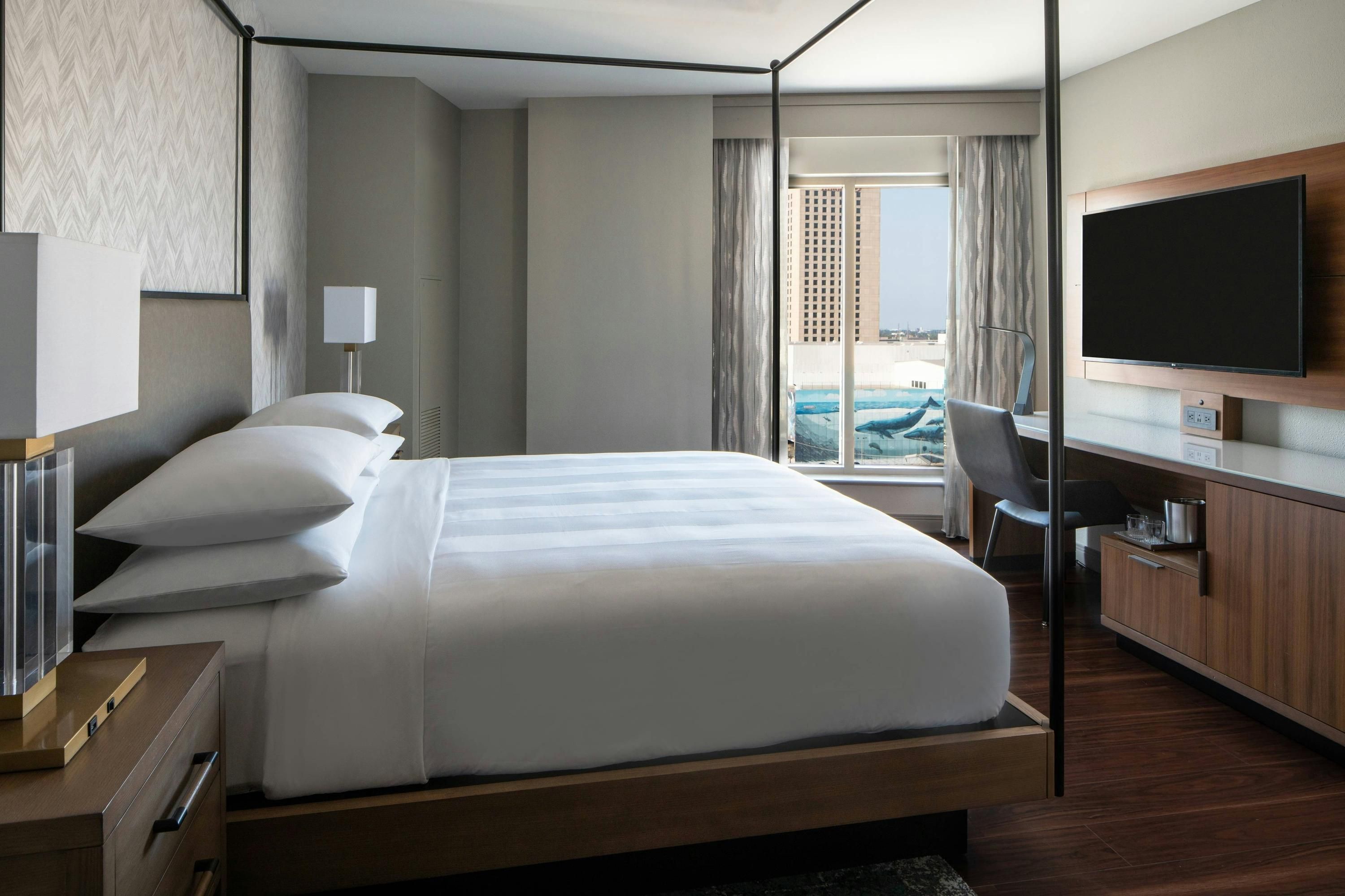 New Orleans Marriott Warehouse Arts District