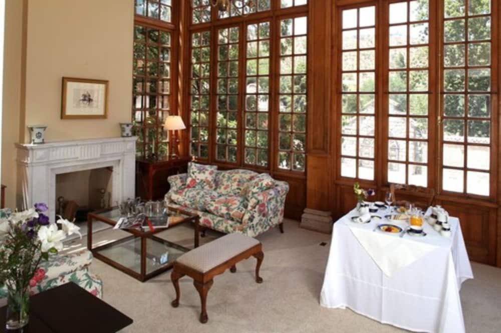 expediav2-485336-60a000-185143 Hotel Casa Real - Viña Santa Rita