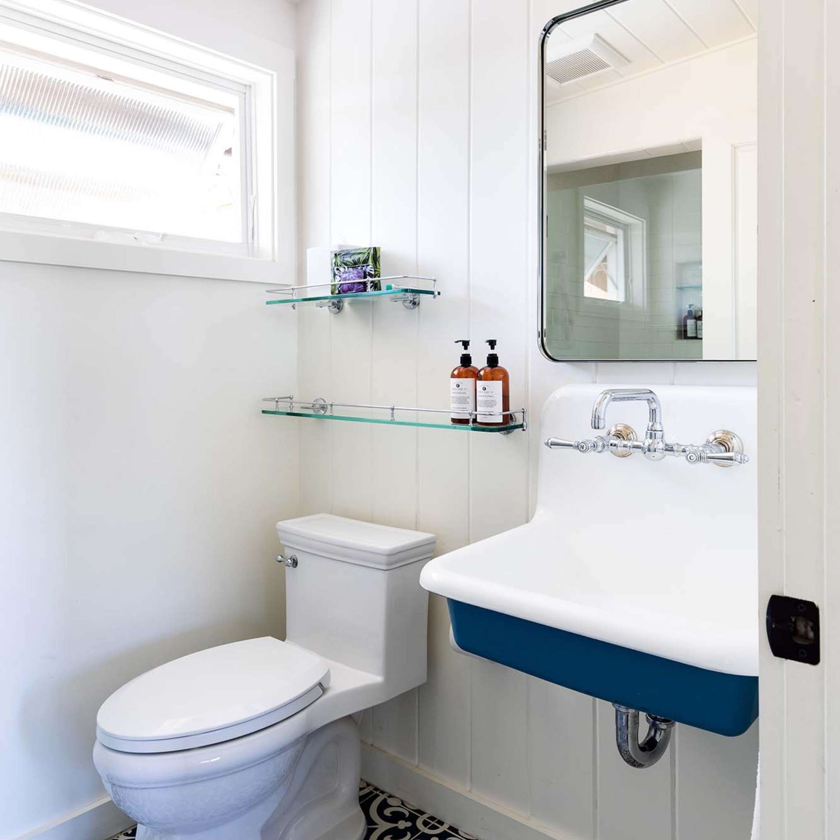 Skyview Los Alamos - 21 & Over Pool