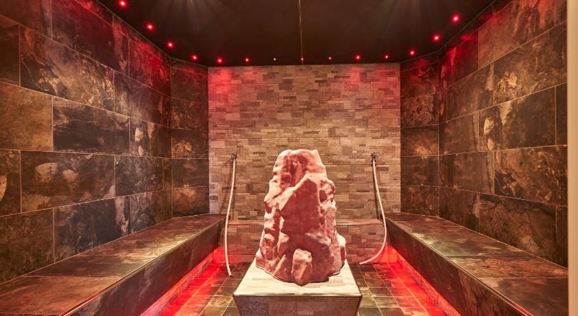 Kristall- & Vitalhotel Bergknappenhof