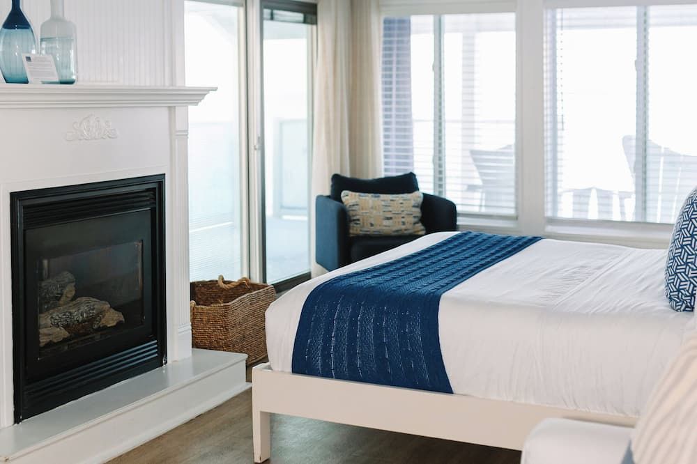 Blue - Inn On The Beach