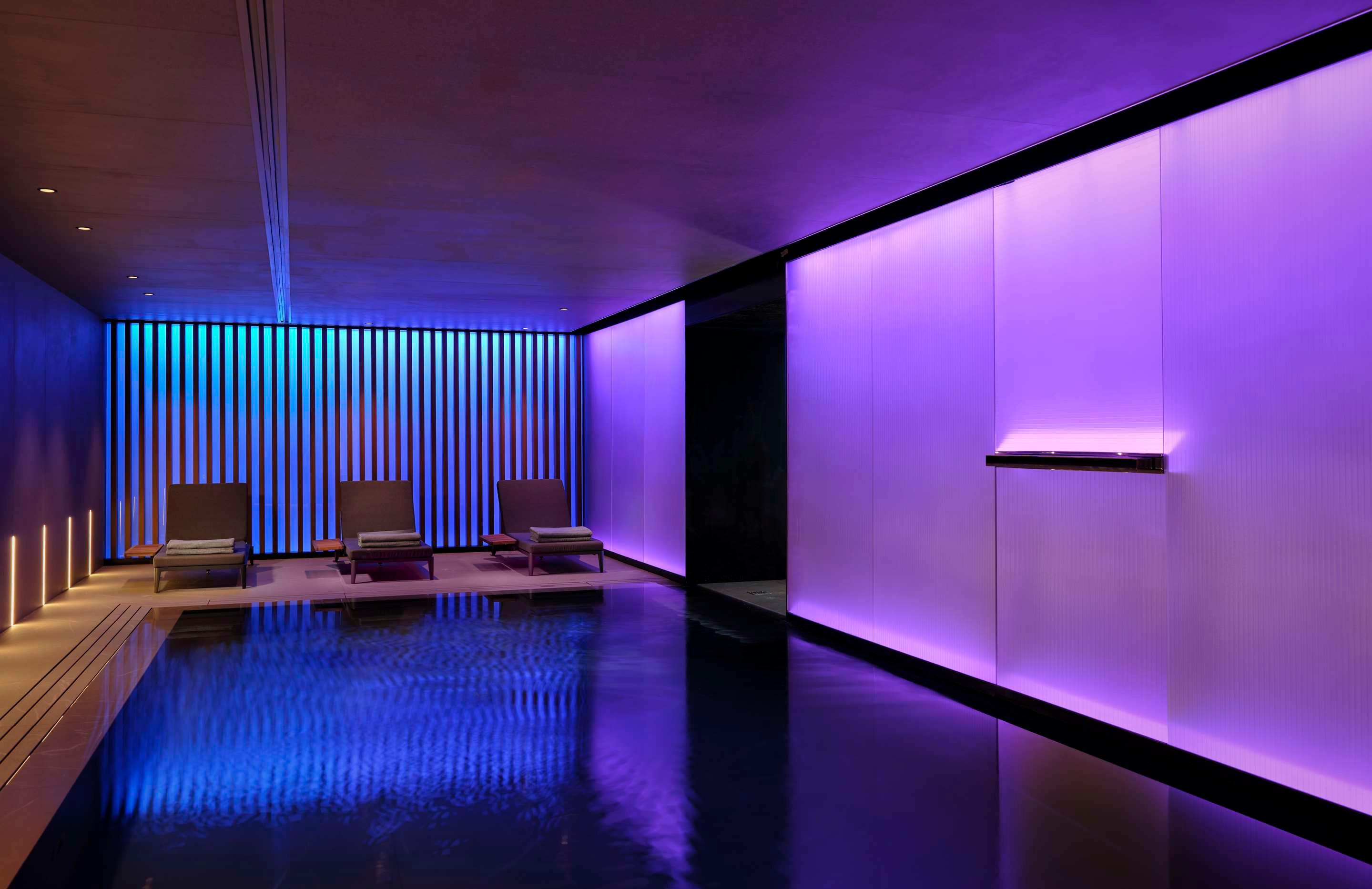 ice-10299400-110088114-646416 art'otel Zagreb