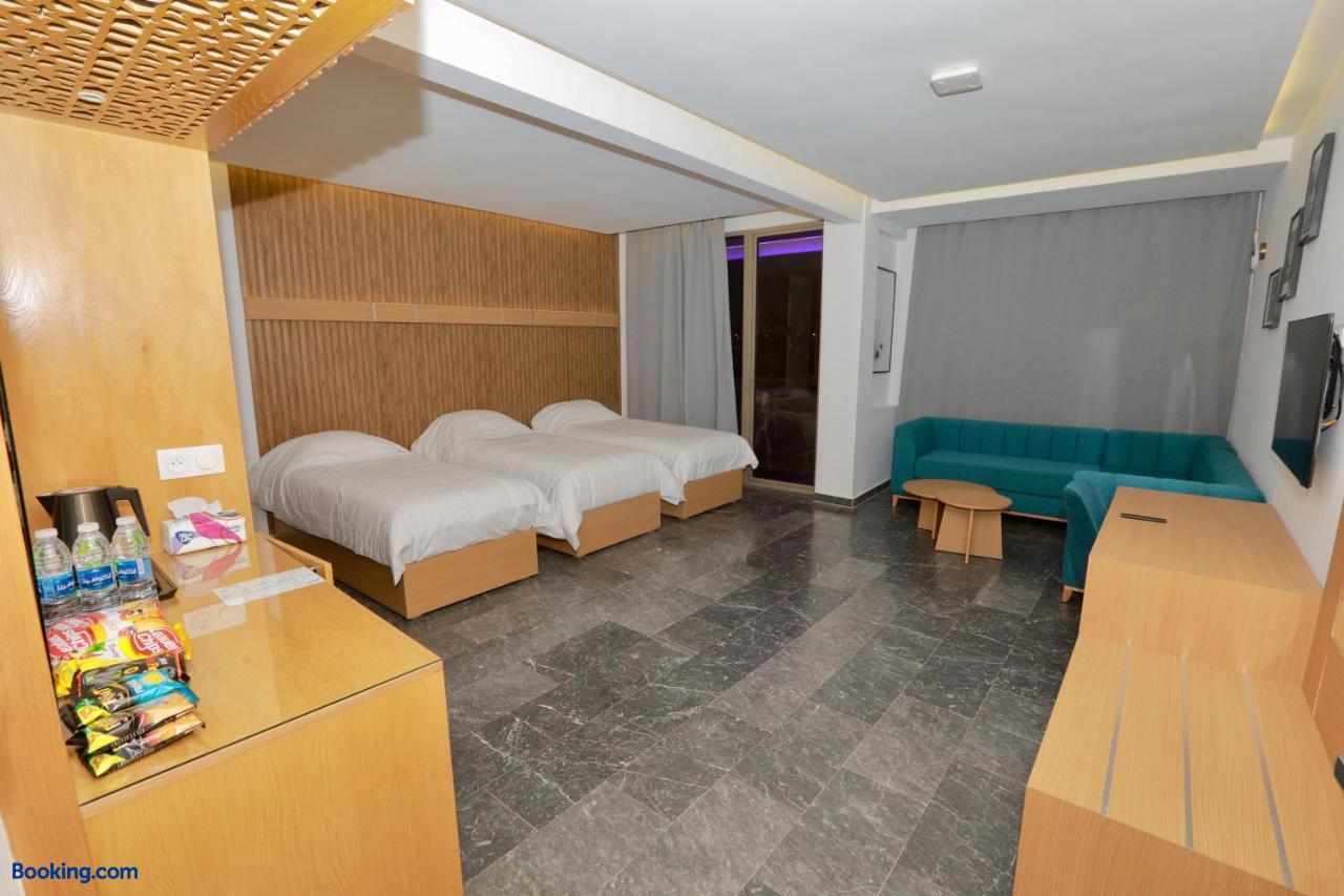 booking-1072295499-637008901-265298 Sahara Beach