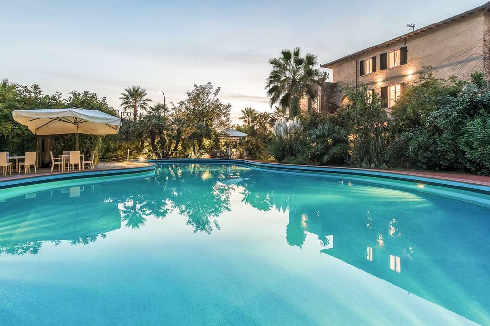 Hotel Villa Maremonti Toscane - Marina di Massa visuel 1/5 Hotel Villa Maremonti Toscane - Marina di Massa visuel 1/5