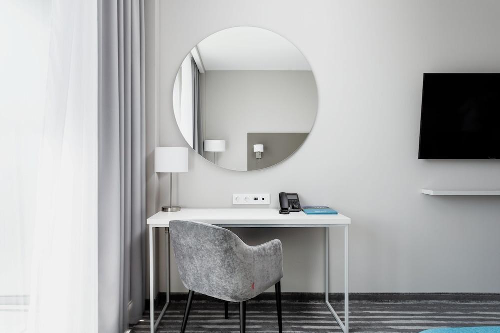 sembo-2066716-66842d-435500 Sport Inn Hotel