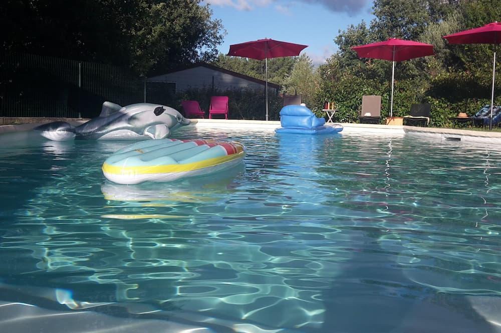 Chalet with terrace in the countryside, ideal quiet location. Rhône-Alpes - Stierenvechters visuel 5/5 Chalet with terrace in the countryside, ideal quiet location. Rhône-Alpes - Stierenvechters visuel 5/5
