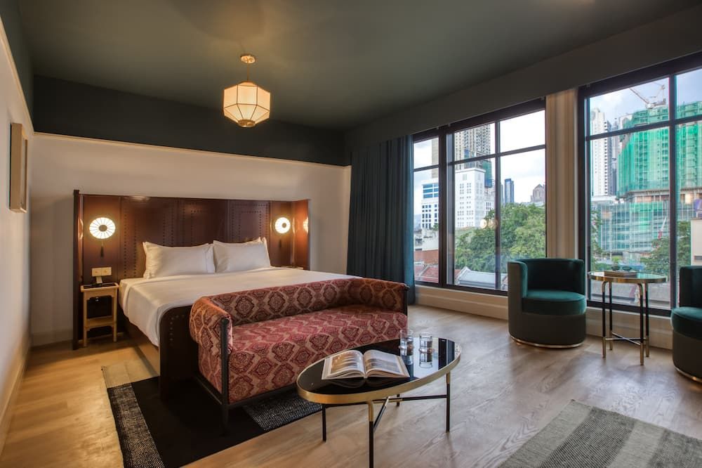 The Chow Kit - an Ormond Hotel