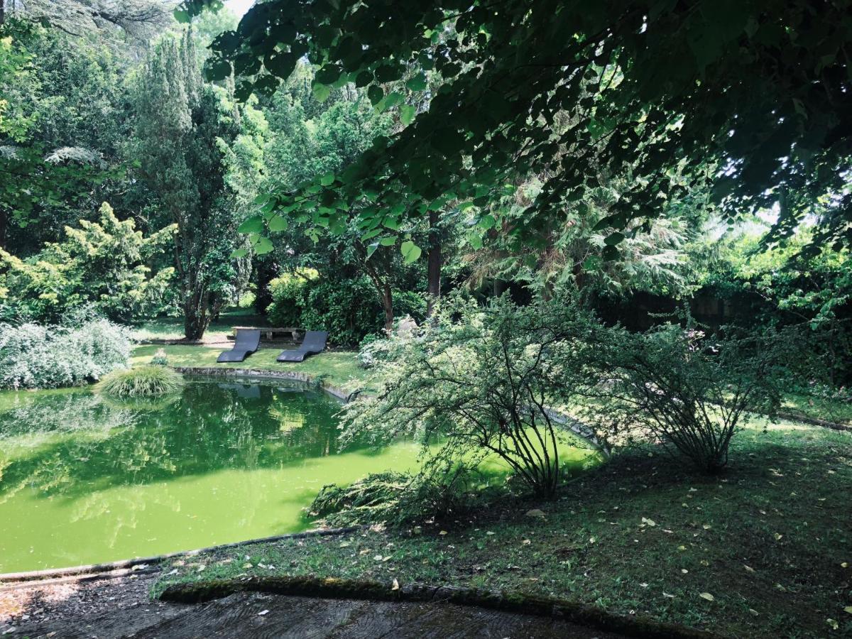 La Pluie de Roses Haute-Normandie - Giverny visuel 2/5 La Pluie de Roses Haute-Normandie - Giverny visuel 2/5