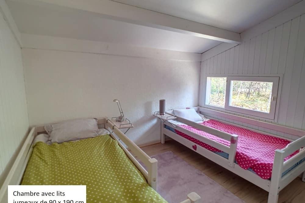Atypical, bright house on the edge of a forest, ideal for a large family. Aquitaine - Sanguinet visuel 1/5