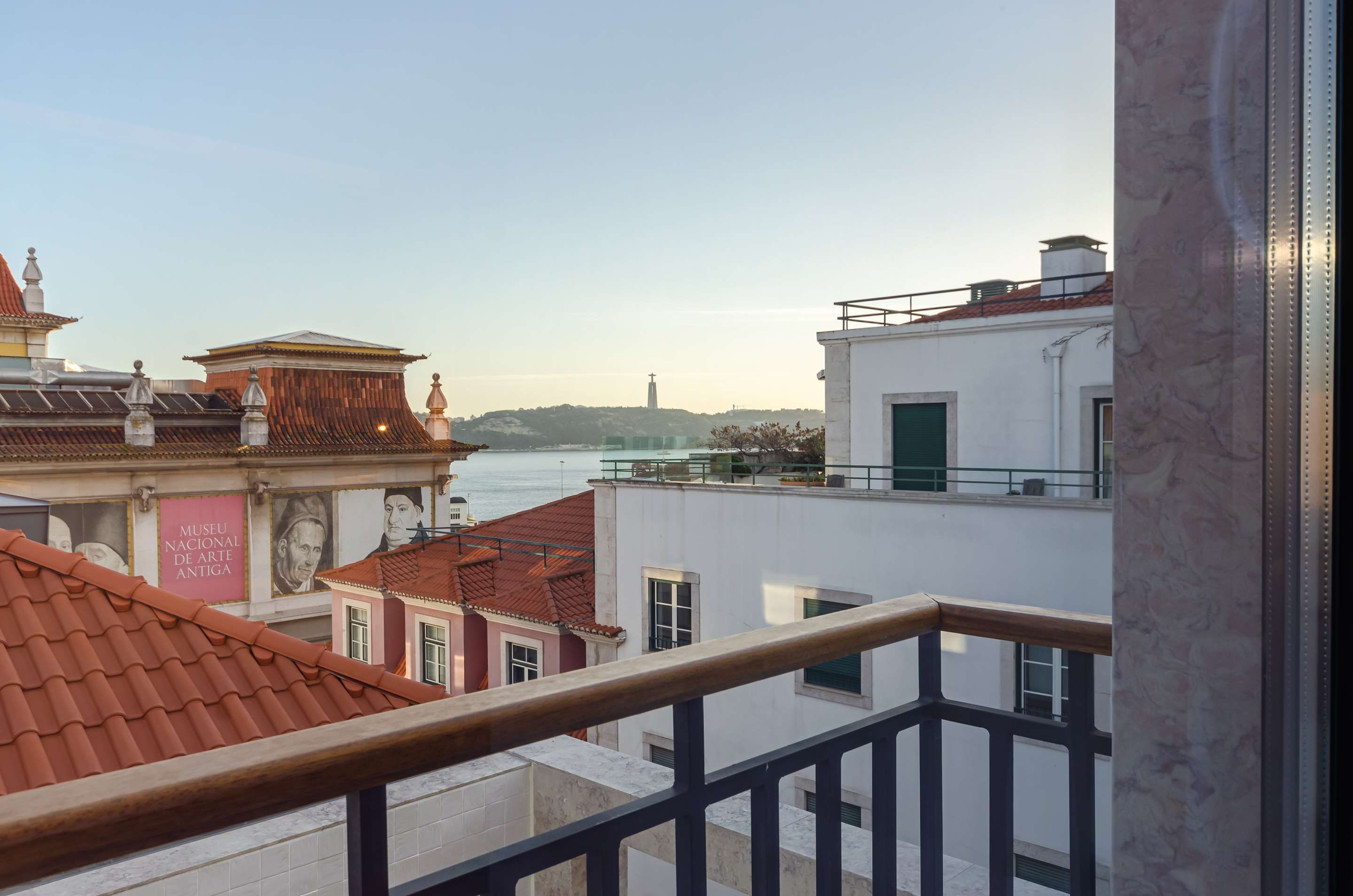 The Emerald House Lisbon, Curio Collection by Hilton