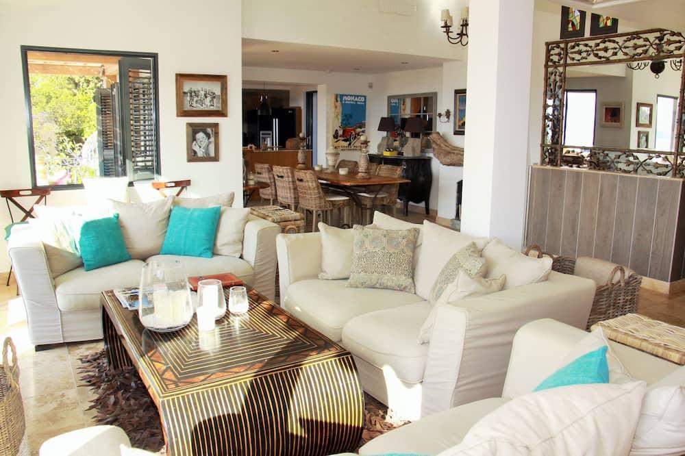 Beautiful villa overlooking the bay of St Tropez 4 bedrooms and 1 studio - Provence-Alpes-Côte d'Azur - Argens visuel 5/5