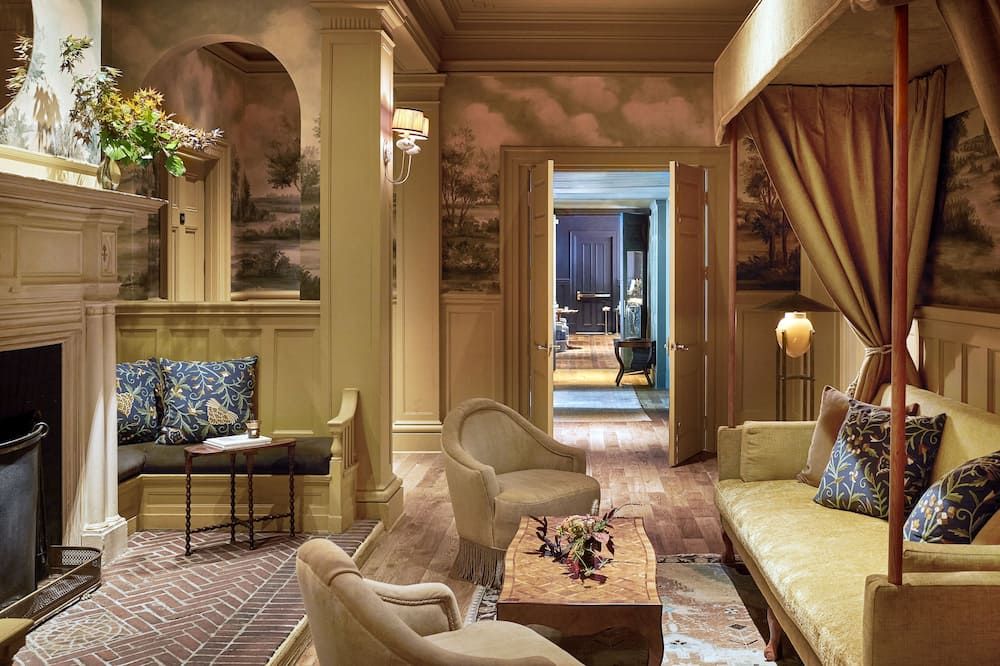 The Vanderbilt, Auberge Resorts Collection