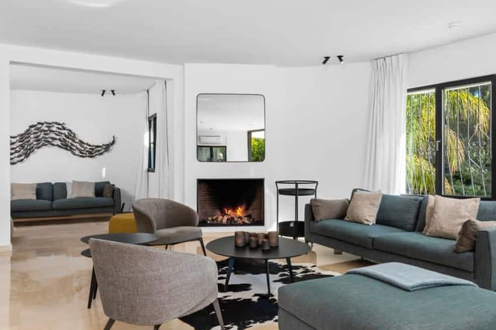 Relax in luxury at this stunning seaside Villa Costa Blanca - Calpe visuel 4/5 Relax in luxury at this stunning seaside Villa Costa Blanca - Calpe visuel 4/5