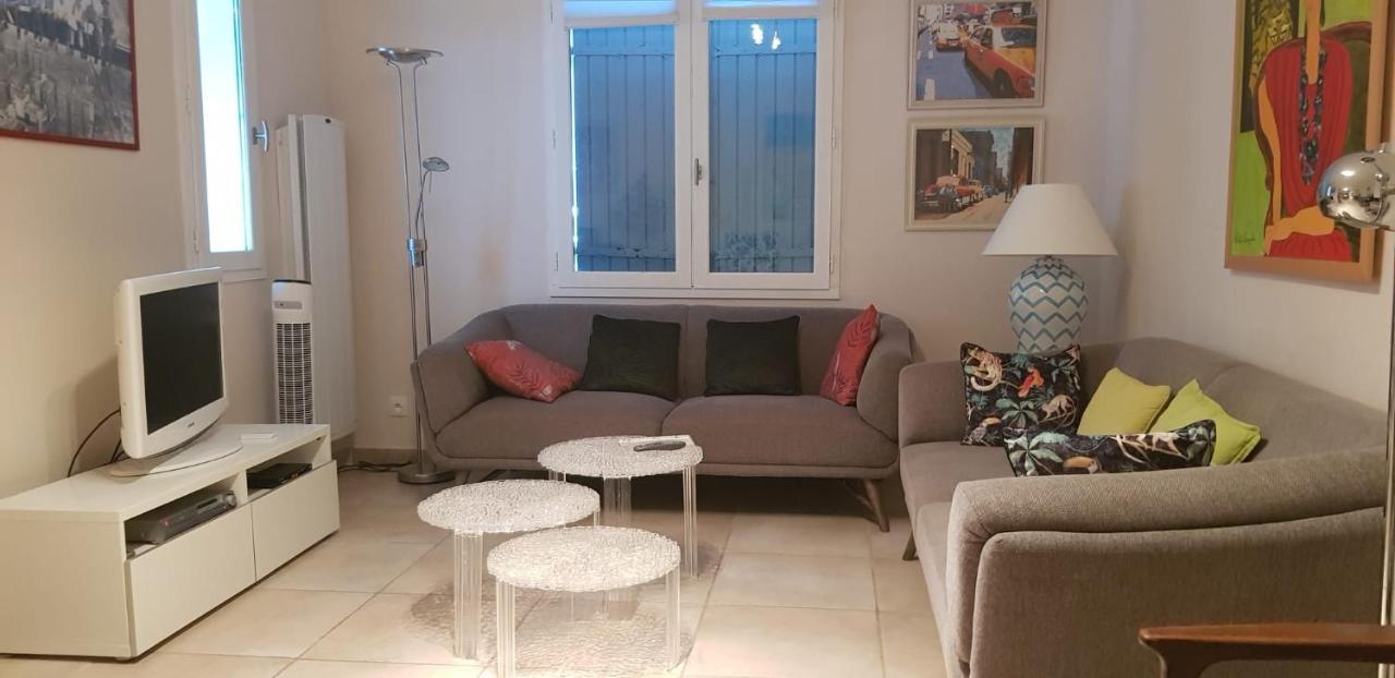 Belle villa piscine Provence Uzes Languedoc-Roussillon - Saint-Victor-des-Oules visuel 5/5 Belle villa piscine Provence Uzes Languedoc-Roussillon - Saint-Victor-des-Oules visuel 5/5