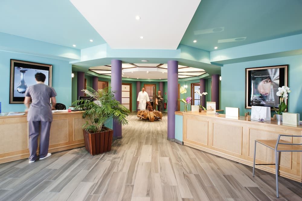 Grand Hôtel Les Flamants Roses Thalasso & Spa