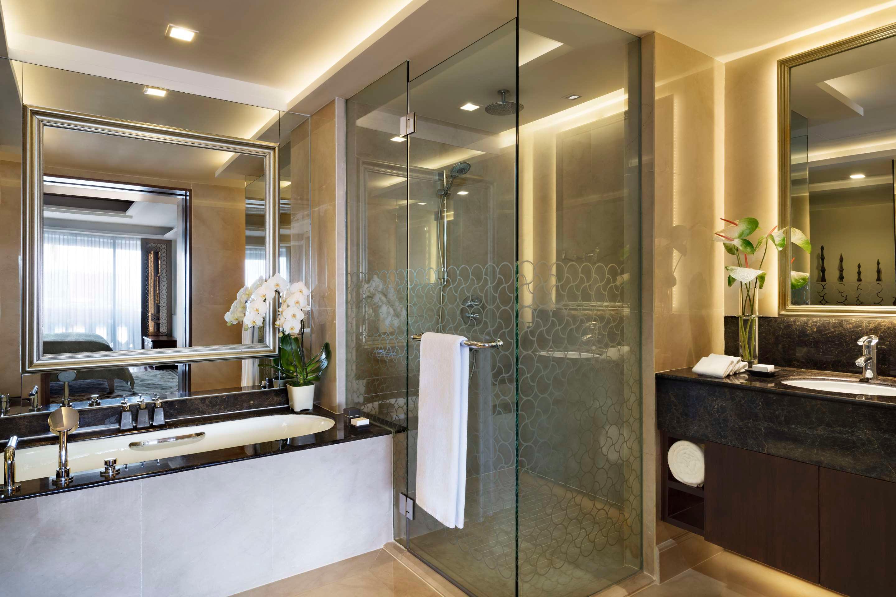 ice-67412-117519391-686384 Anantara Riverside Bangkok Resort