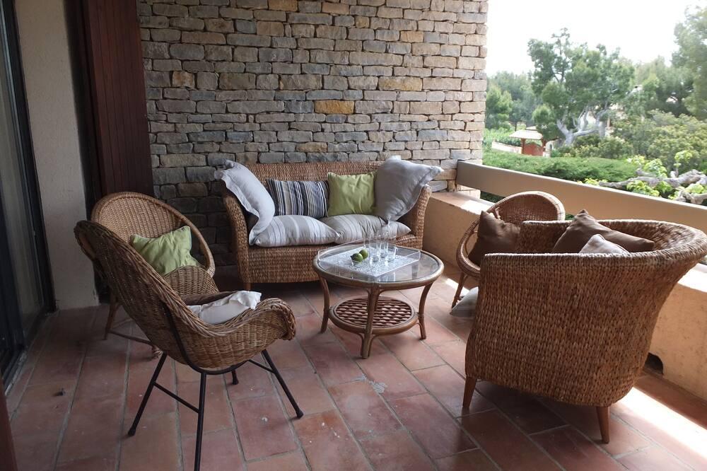 Spacieuse Villa Avec Piscine Dans le Superbe Domaine Privé de Port D'alon Provence-Alpes-Côte d'Azur - Saint-Cyr-sur-Mer visuel 4/5 Spacieuse Villa Avec Piscine Dans le Superbe Domaine Privé de Port D'alon Provence-Alpes-Côte d'Azur - Saint-Cyr-sur-Mer visuel 4/5