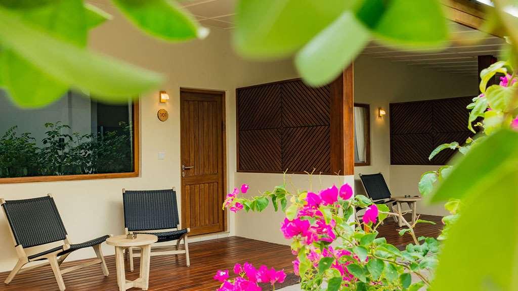 ice-1070009250-103445790-851064 Fiyavalhu Resort Maldives