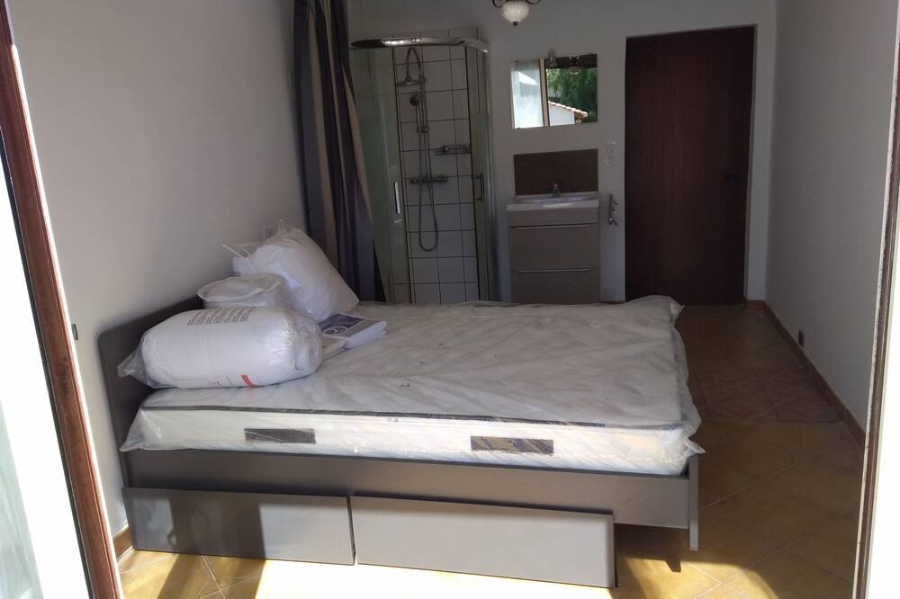 villa spacieuse avec piscine Provence-Alpes-Côte d'Azur - La Crau visuel 4/5 villa spacieuse avec piscine Provence-Alpes-Côte d'Azur - La Crau visuel 4/5