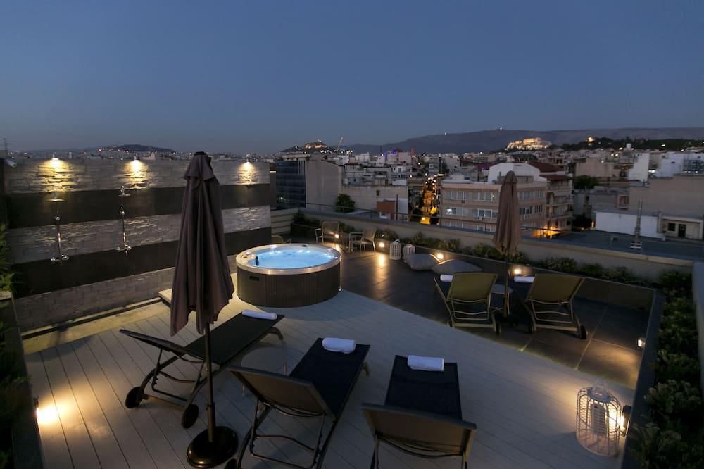 expedia_group-2563220-b8f011-745381 47 Luxury Suites