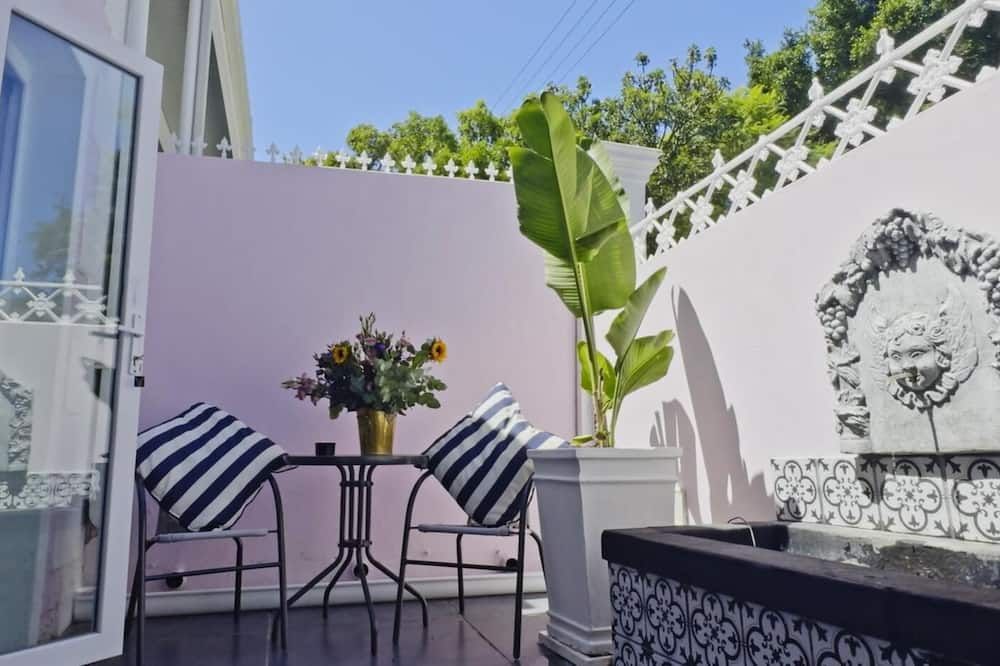 The Villa Rosa Hotel & Self-catering Apartments