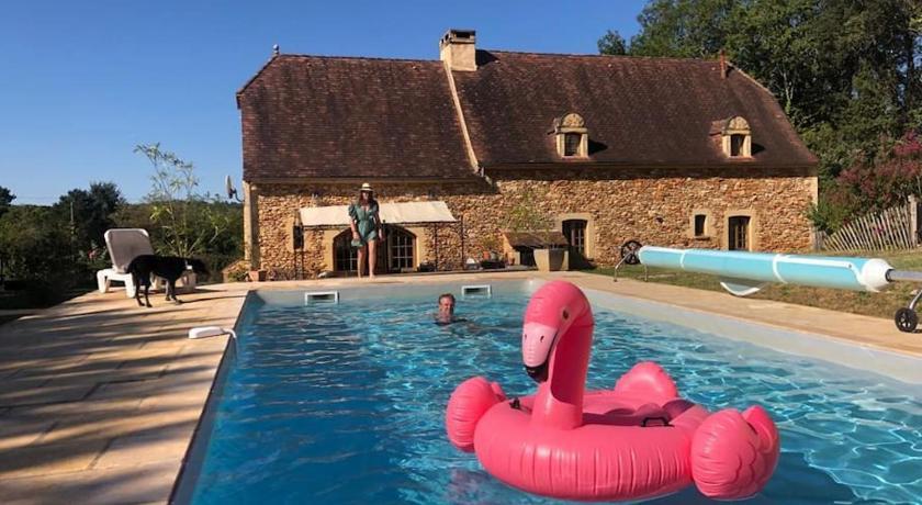 Villa spacieuse avec piscine chauffée, à coté de Sarlat Aquitaine - Meyrals visuel 5/5 Villa spacieuse avec piscine chauffée, à coté de Sarlat Aquitaine - Meyrals visuel 5/5
