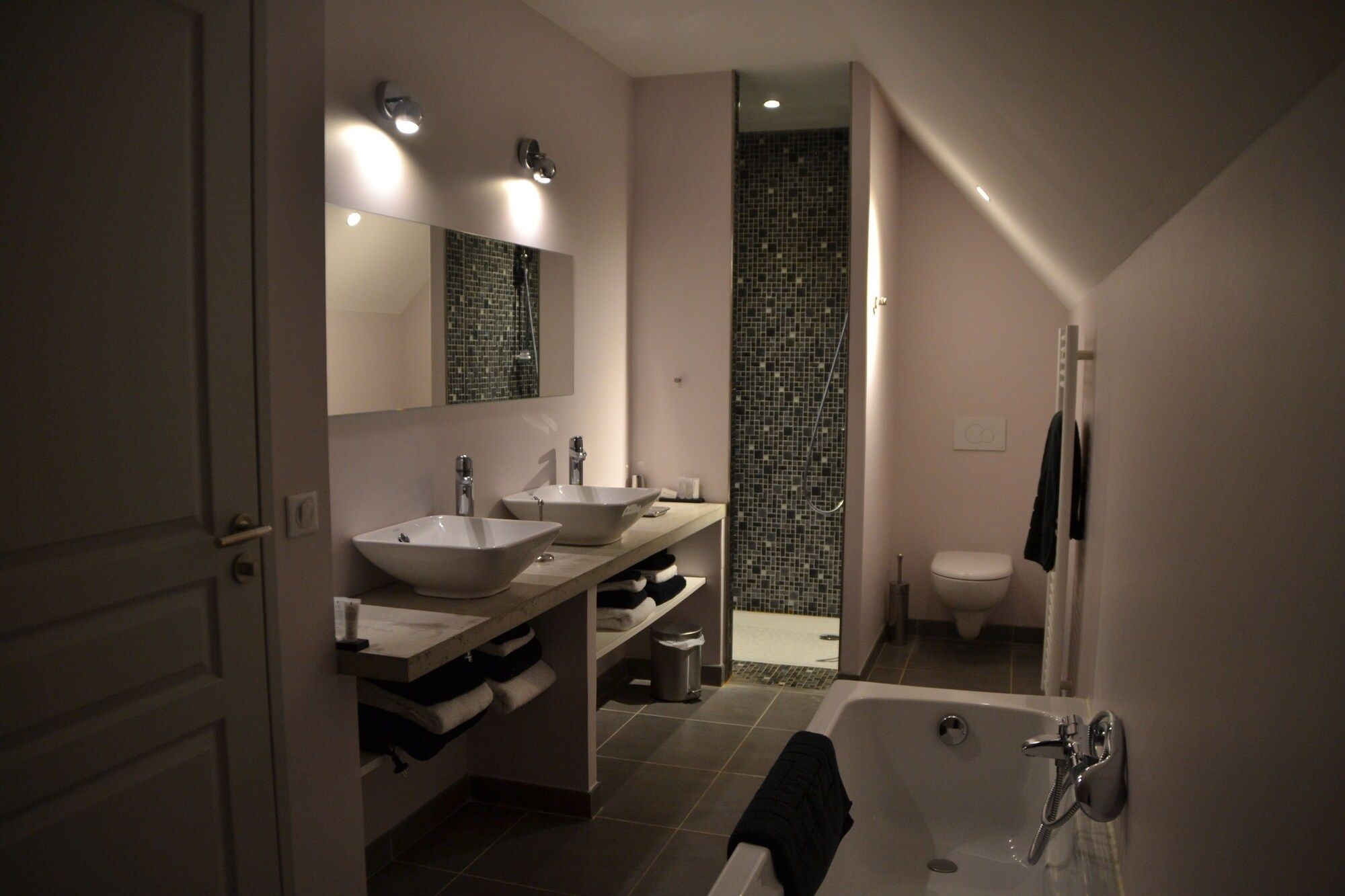 Château Les Merles et ses Villas