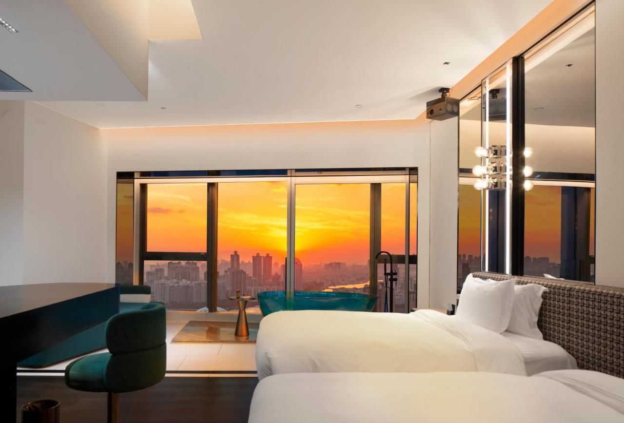 Rigel Hotel-Chongqing Jiefangbei Chaotianmen