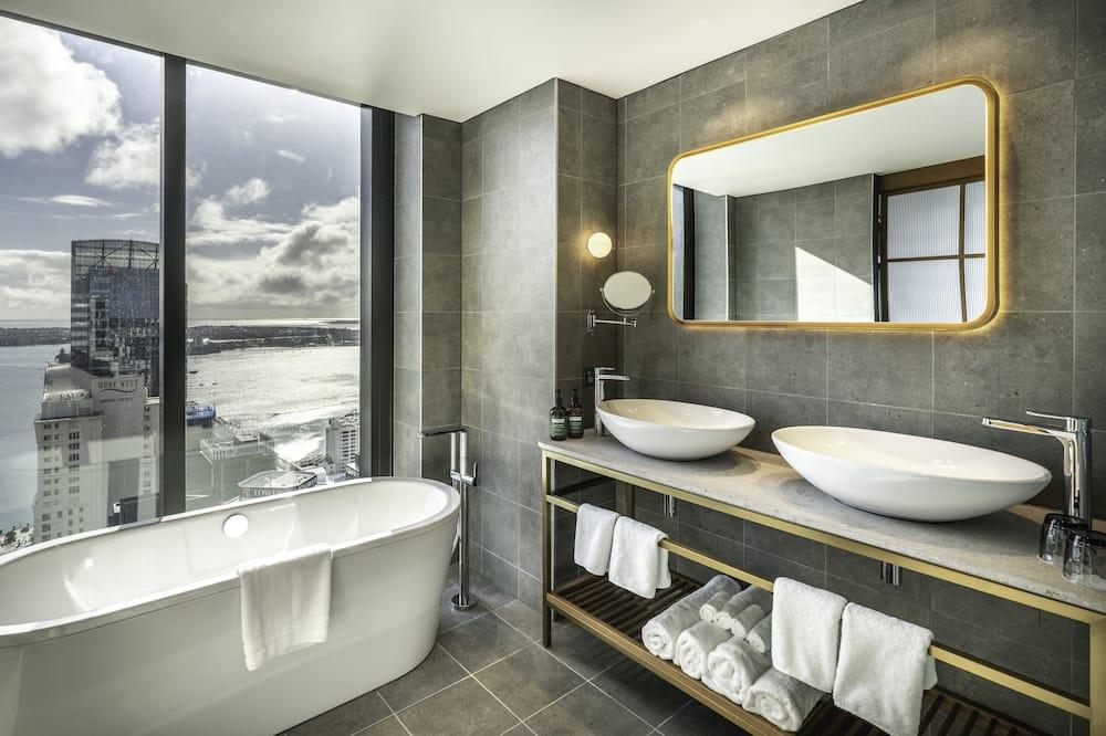 expedia_group-1070304184-142613-792920 Voco Auckland City Centre