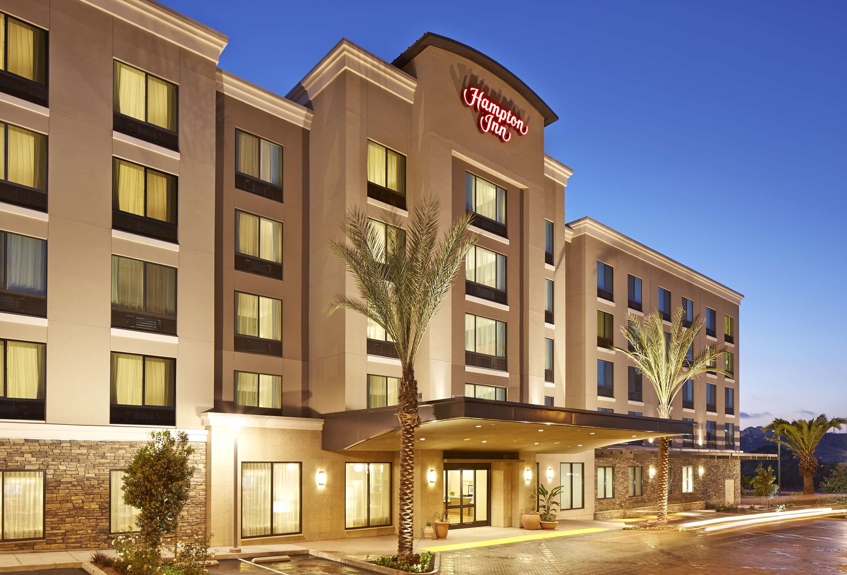 Hotels near Hotel Circle (San Diego) from $74/night - KAYAK