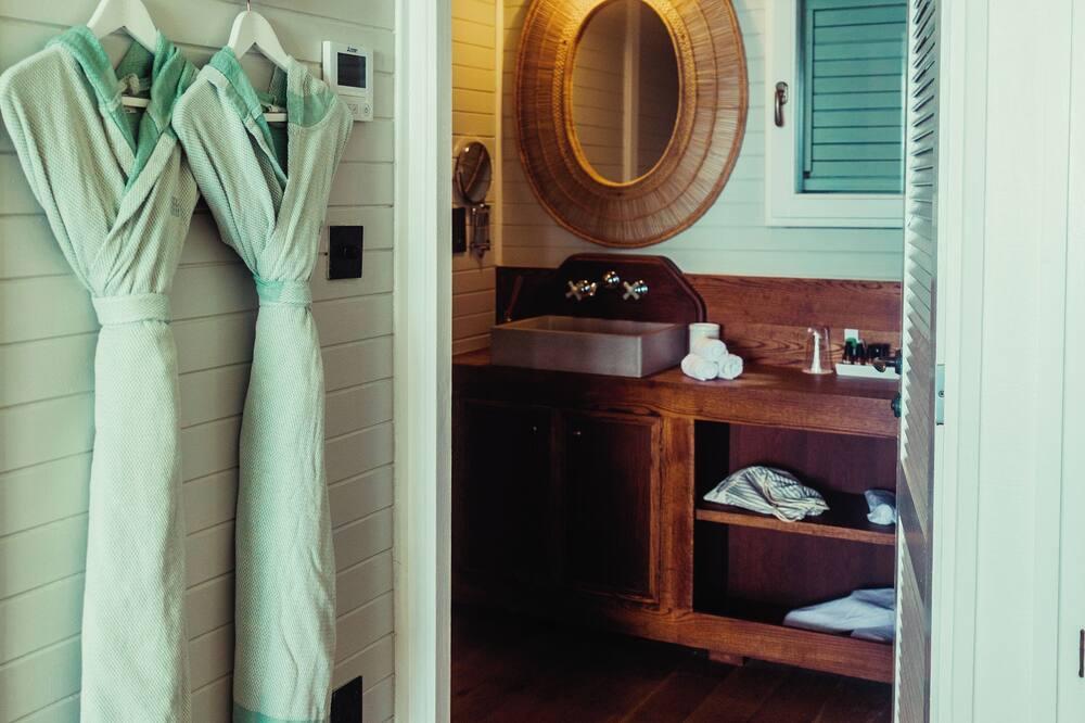 expedia_group-9471782-244269655-152921 Soho Beach House Canouan