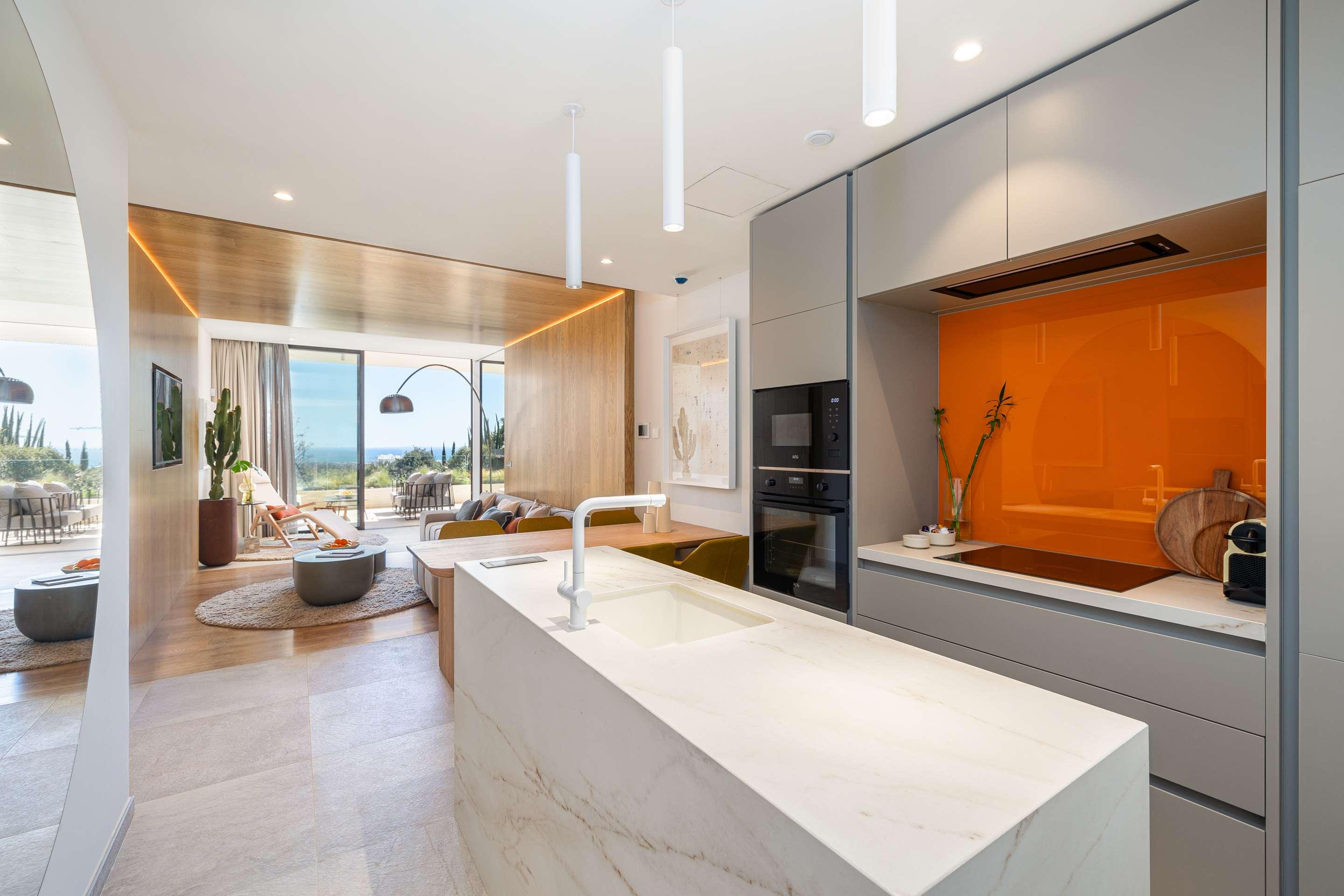 ice-1071367240-118219474-196297 Leiro Residences