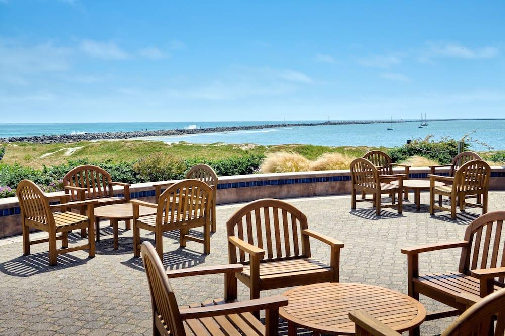 Beach House Half Moon Bay