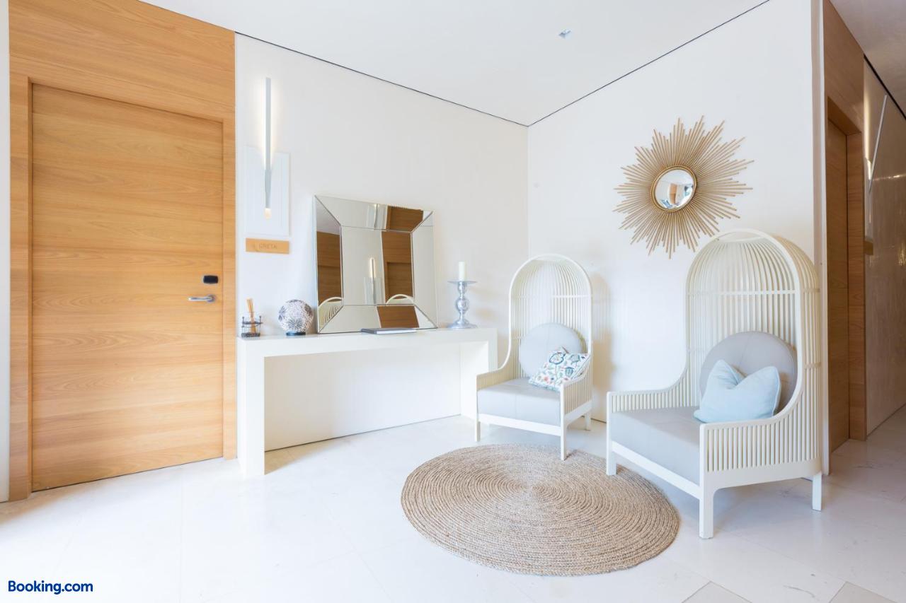 booking-547010-198654875-729674 MUSE Saint-Tropez