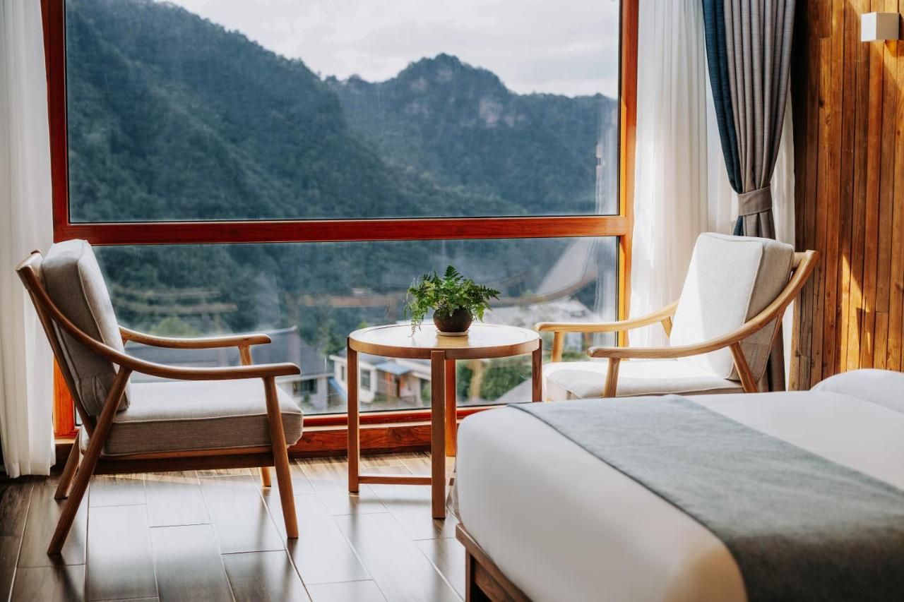 Hilltop House Resort