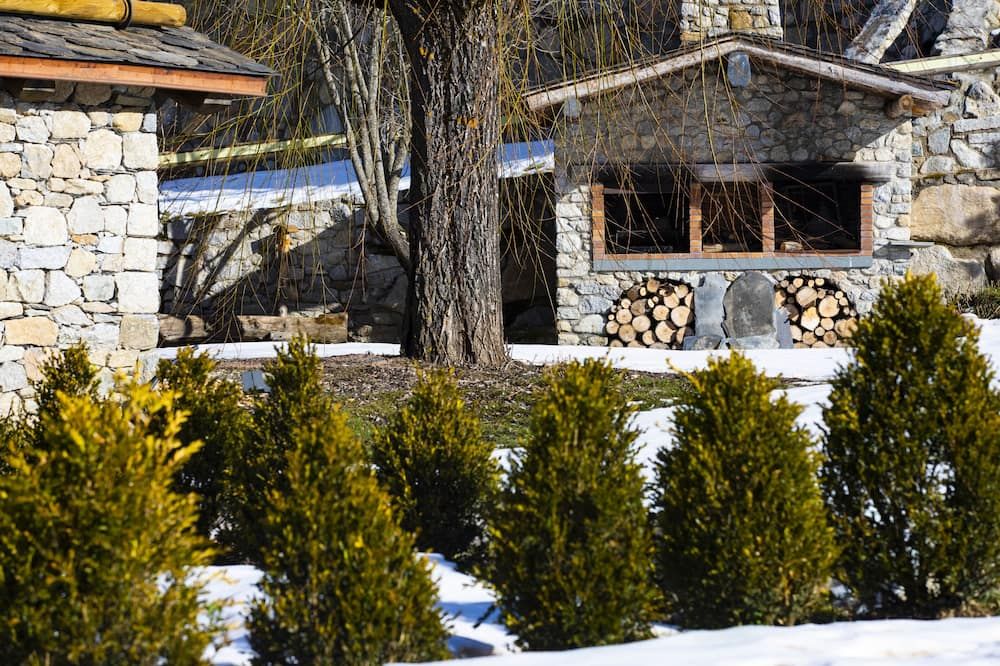 Les Pardines 1819 Mountain Suites & Spa